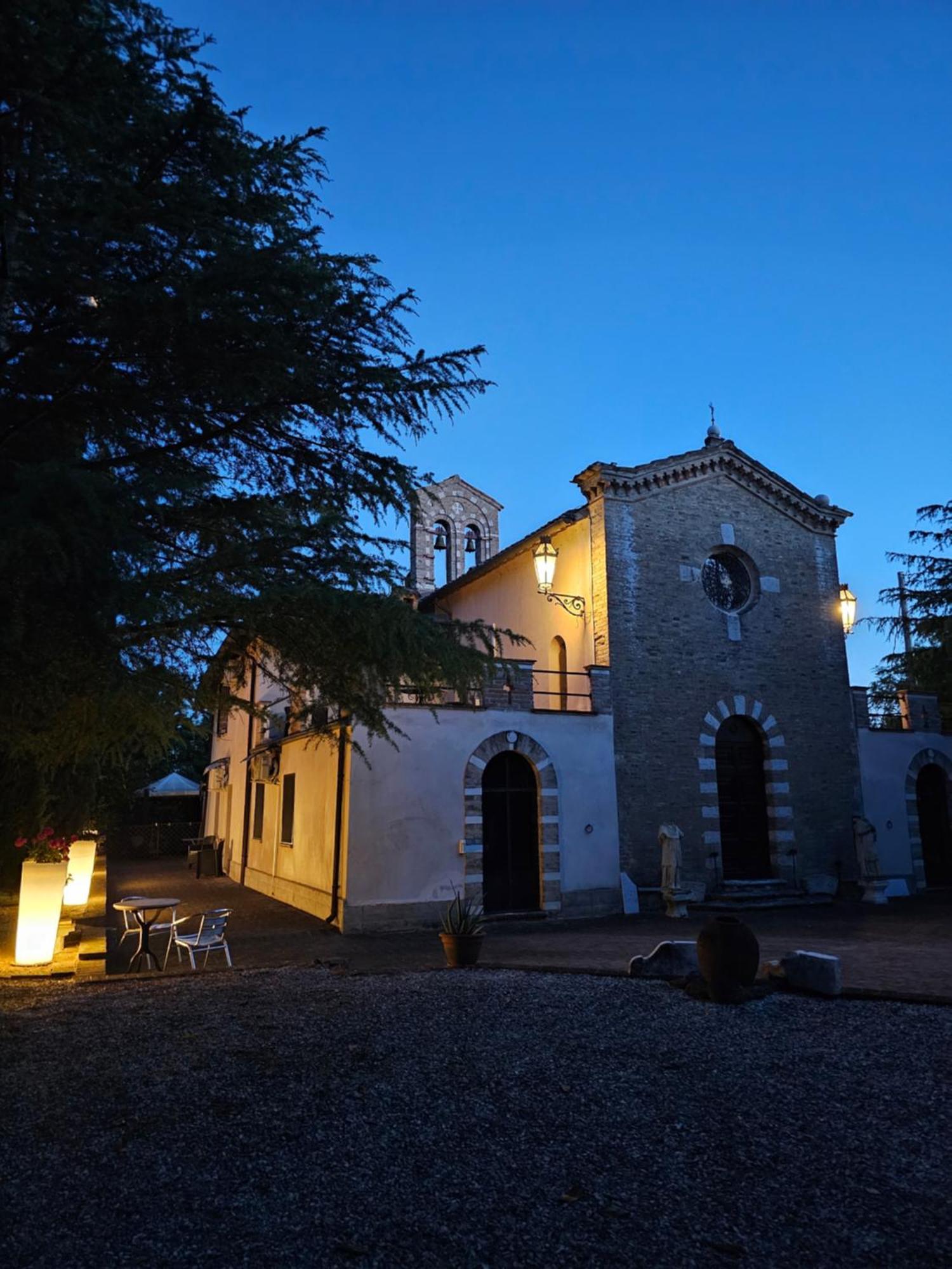 Hôtel Convento Di San Martino In Crocicchio à Urbino Extérieur photo